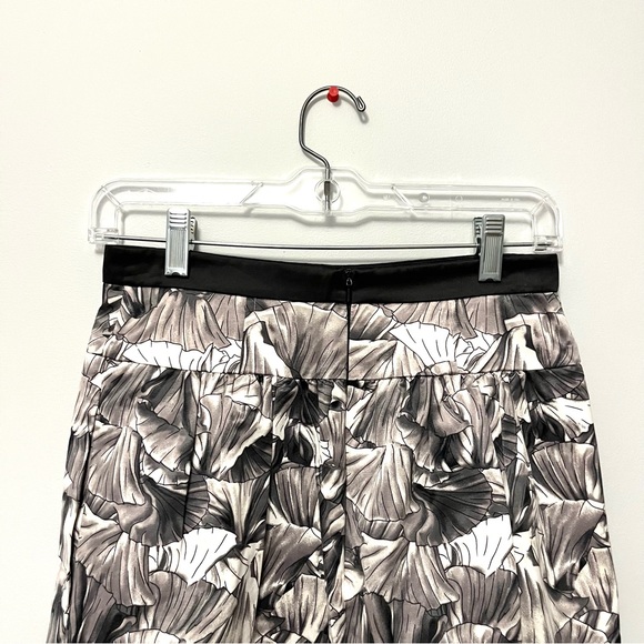 🎉RARE🎉BCBGMaxAzrka silk highwaist silver print bubble skirt with side pockets - Picture 7 of 14